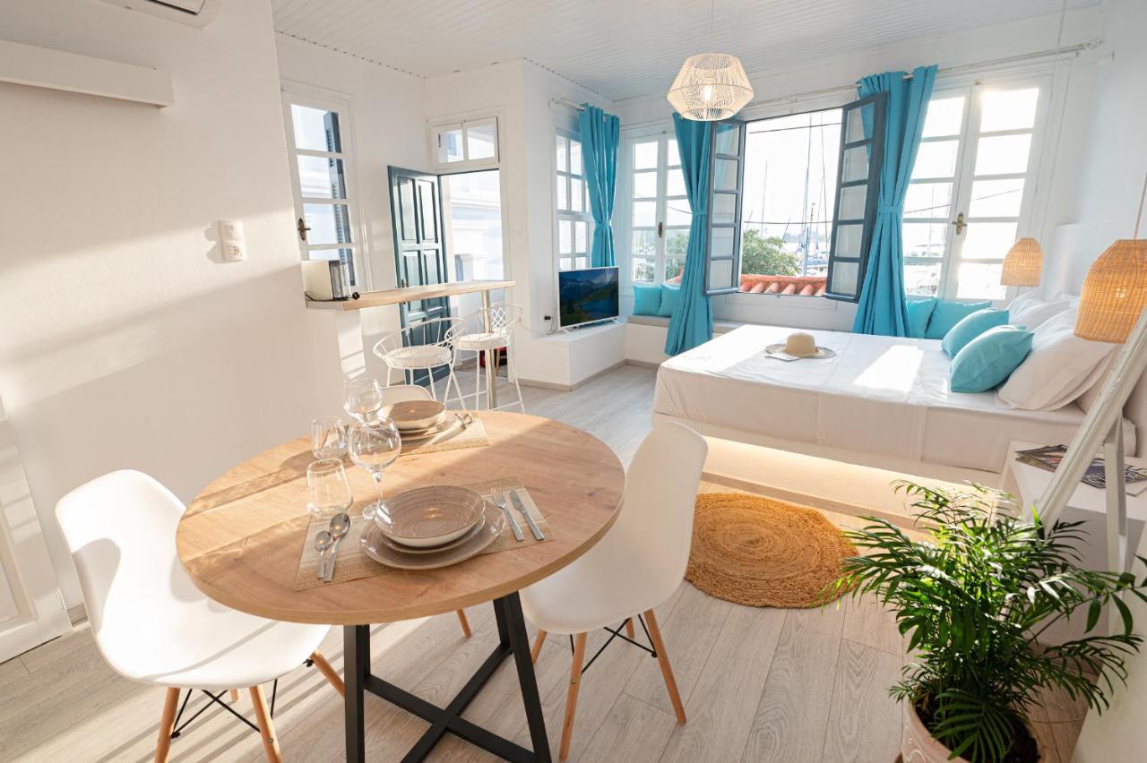 The White Rose Apartment Poros Town Exterior foto