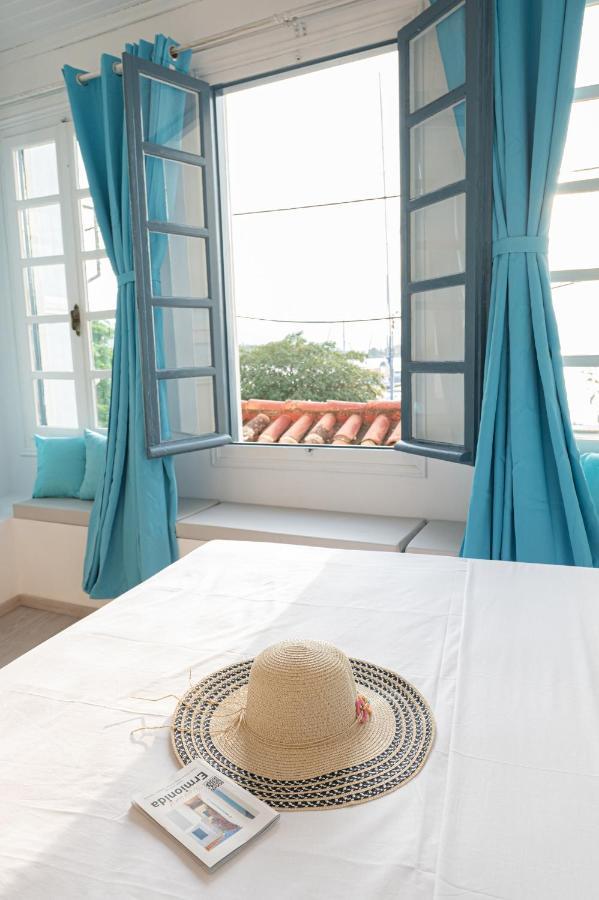 The White Rose Apartment Poros Town Exterior foto